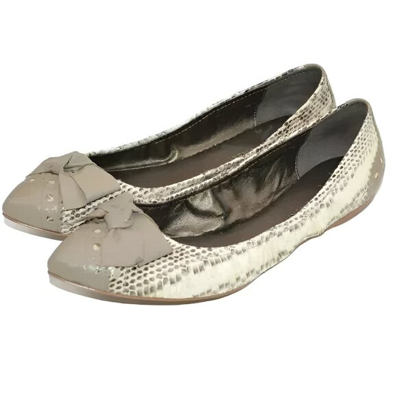 B Makowski Ivory Taupe Beige Snakeskin Leather Ballerina Ballet Flats Shoes 9 - Picture 1 of 8